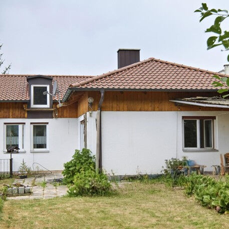 Einfamilienhaus mit großem Garten in bevorzugter Lage