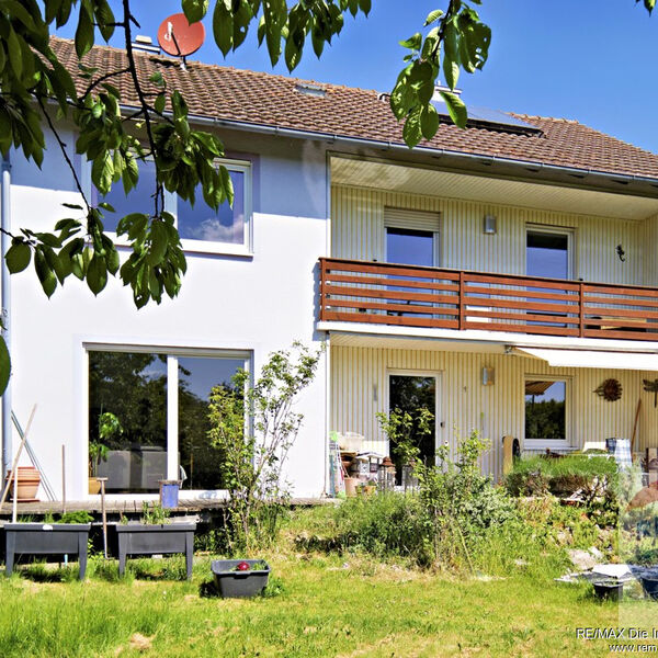 Renoviertes Einfamilienhaus mit großem Garten