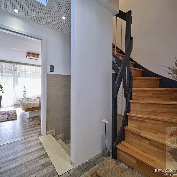 Sehr schönes Reihenmittelhaus - Hochwertig saniert - Ideal für Familien!