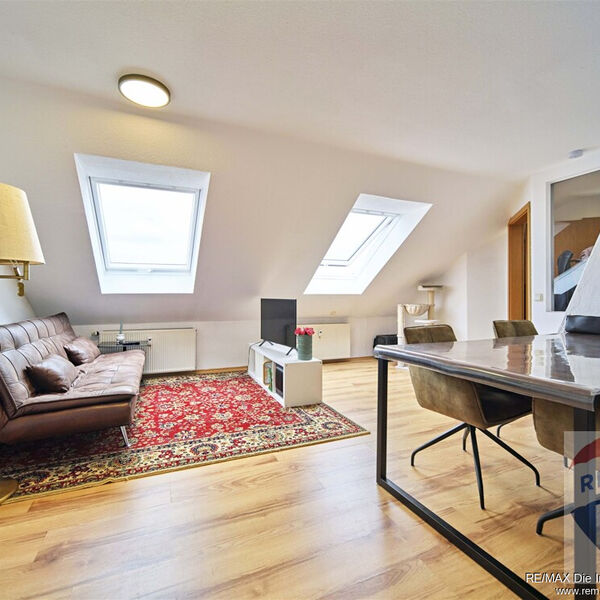 Perfekt geschnittene 3-Zimmer Dachgeschosswohnung