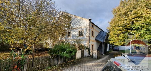 Mehrfamilienhaus, denkmalgeschütztes Bauernhaus mit 4 Wohnungen