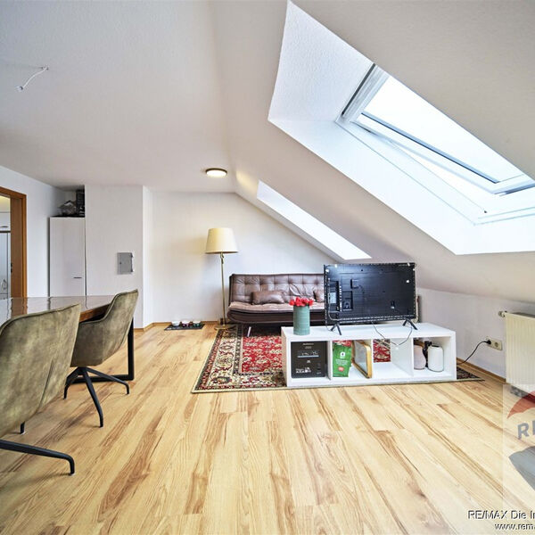 Perfekt geschnittene 3-Zimmer Dachgeschosswohnung