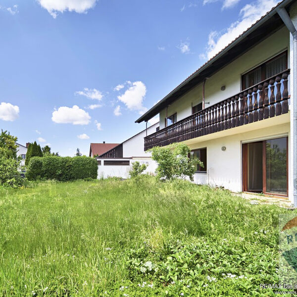 Zweifamilienhaus in ruhiger Lage