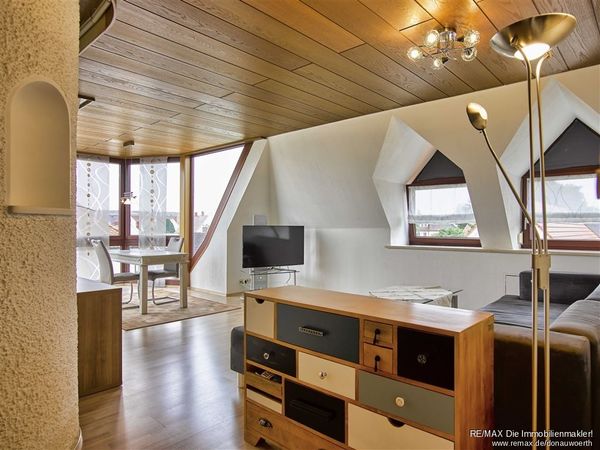 Ruhige und sonnige 2-Zimmer-Wohnung inkl. TG-Stellplatz